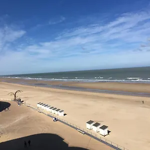 Geniet De Zee Met Top-appartement Fuji Oostende